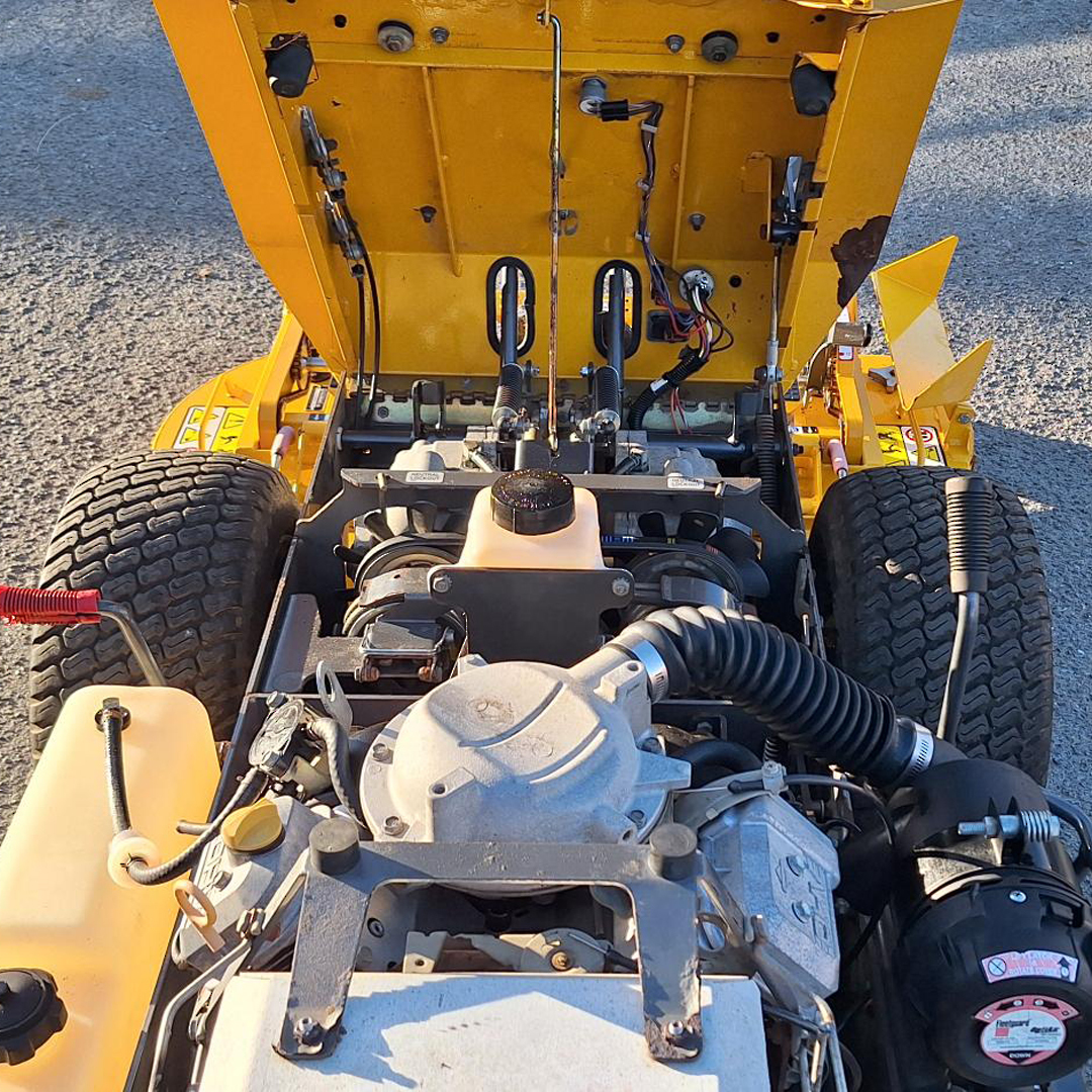 USED 2011 Walker MBV18 Zero-Turn Mower image 4